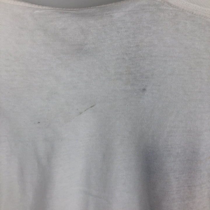 Q-TEES SNOOPY Character Print T-Shirt (Men's Size L) cotton white type Vintage Second Hand