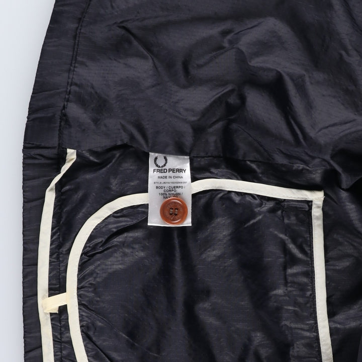 Fred Perry nylon jacket, men's size M Nylon black type Vintage Second Hand