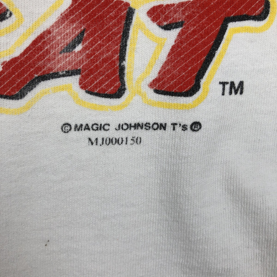 Fruit of the Loom NBA Chicago Bulls sports print T-shirt, Made in USA, Men's size L (approx.) cotton white type Vintage Second Hand