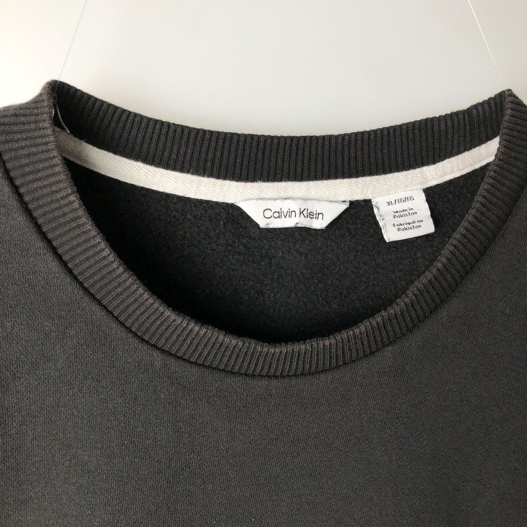 2000'S Calvin Klein logo sweatshirt, men's size XL equivalent. cotton black type Vintage Second Hand