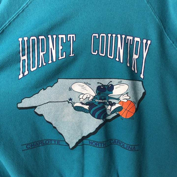 80'S TRENCH Charlotte Hornets Print Sweatshirt, Made in USA, Men's Size L (Equivalent), Vintage polyester turquoise blue Vintage Second Hand