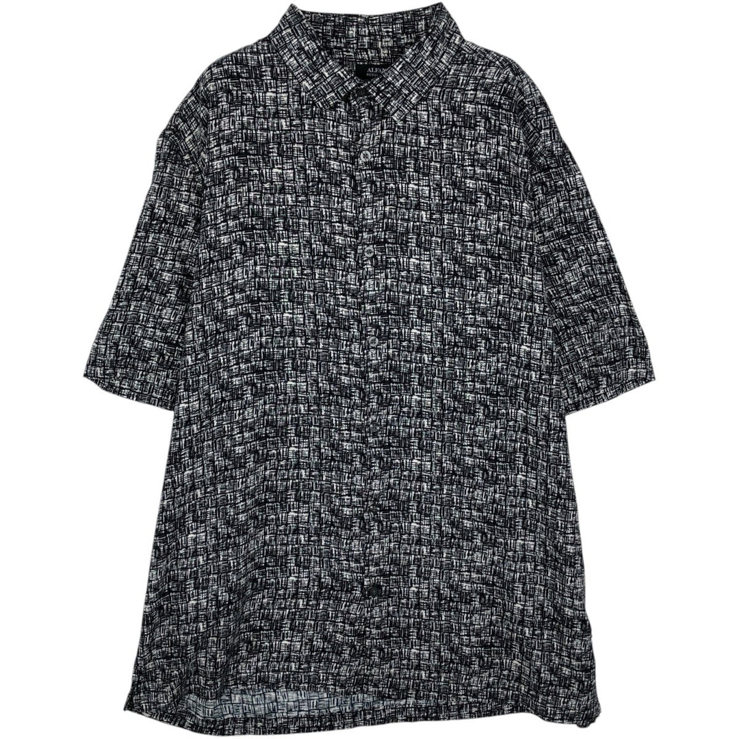 Alfani REEGULAR FIT All-over print short-sleeved rayon shirt, boxy fit, men's size XL. Rayon black type Vintage Second Hand