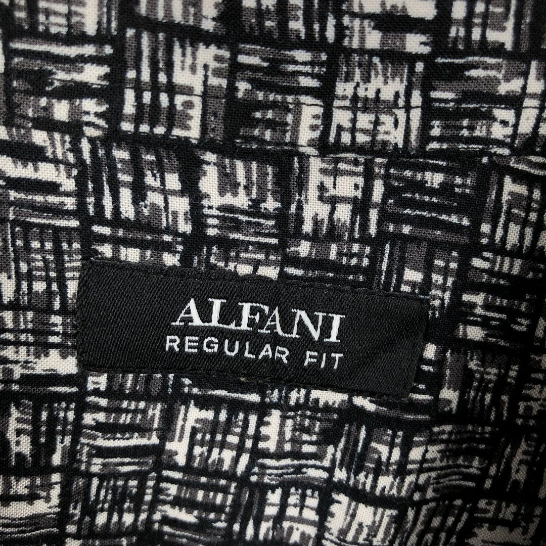 Alfani REEGULAR FIT All-over print short-sleeved rayon shirt, boxy fit, men's size XL. Rayon black type Vintage Second Hand