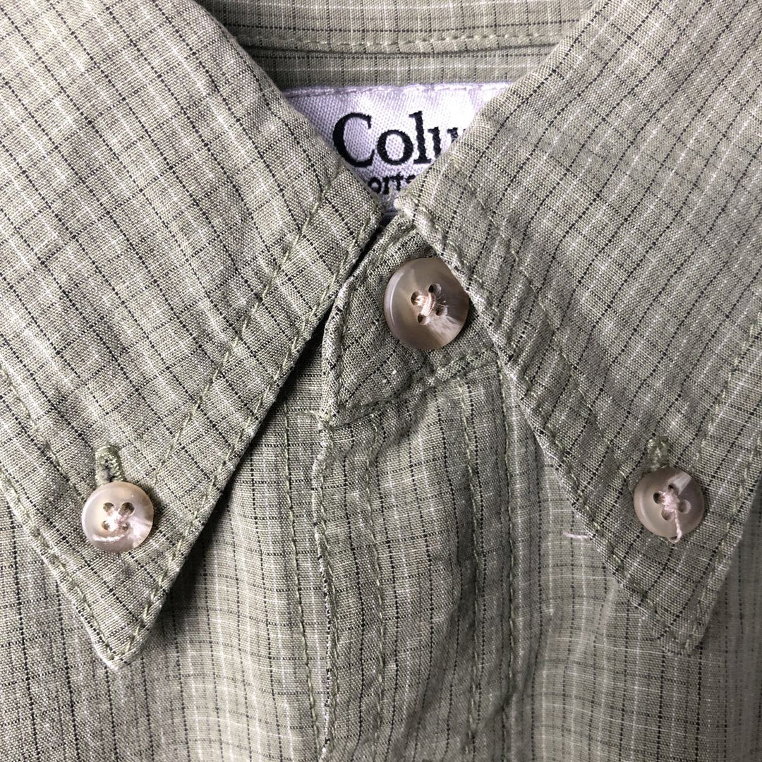 Columbia GRT Check Pattern Button-Down Short-Sleeve Viscose Shirt, Men's Size L (approx.) Viscose Khaki type sage green Vintage Second Hand