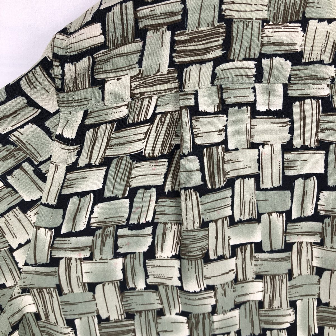 CAMPIA All-over print short-sleeved rayon shirt, boxy fit, men's size XL. Rayon green type Vintage Second Hand
