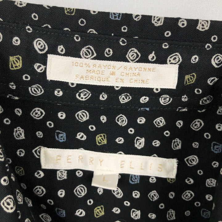PERRY ELLIS all-over print short-sleeved rayon shirt, men's size L equivalent. Rayon black type Vintage Second Hand