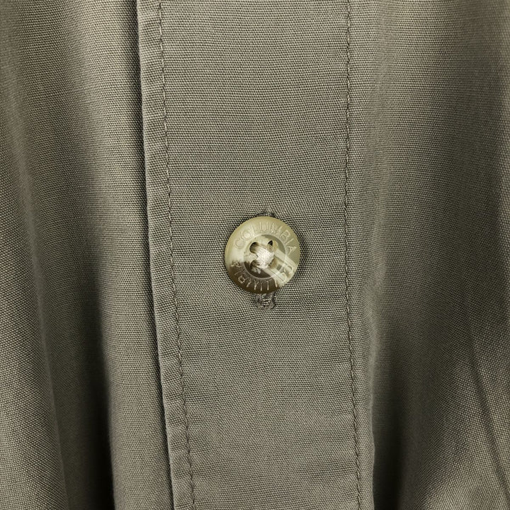 Columbia Men's Short-Sleeve Fishing Shirt with Hidden Button-Down, Size XL (approx.) cotton Khaki type sage green Vintage Second Hand