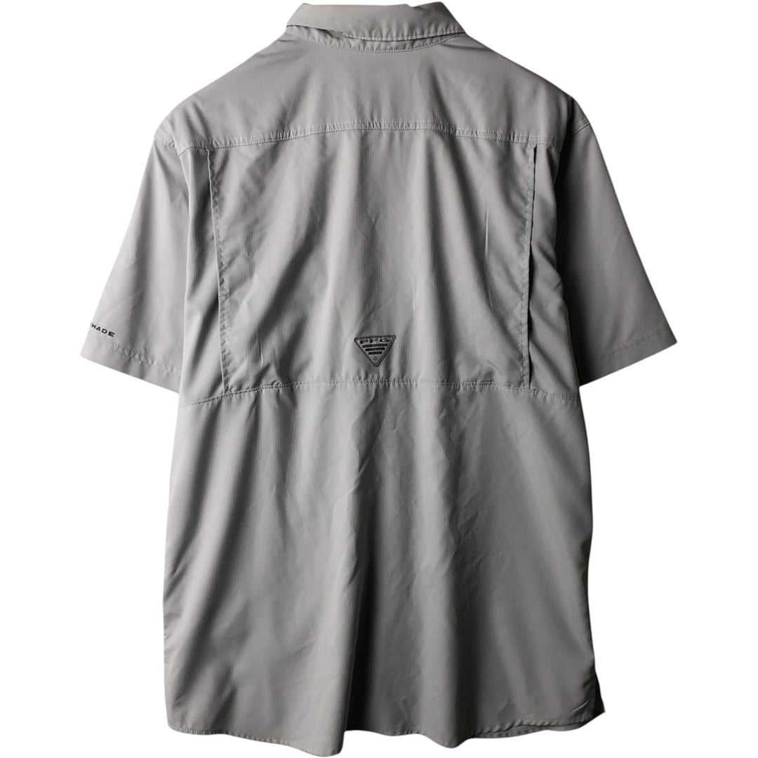Columbia PFG OMNI-SHADE Omni-Shade Short-Sleeve Fishing Shirt with Hidden Button-Down, Men's Size M (approx.) polyester gray type Vintage Second Hand
