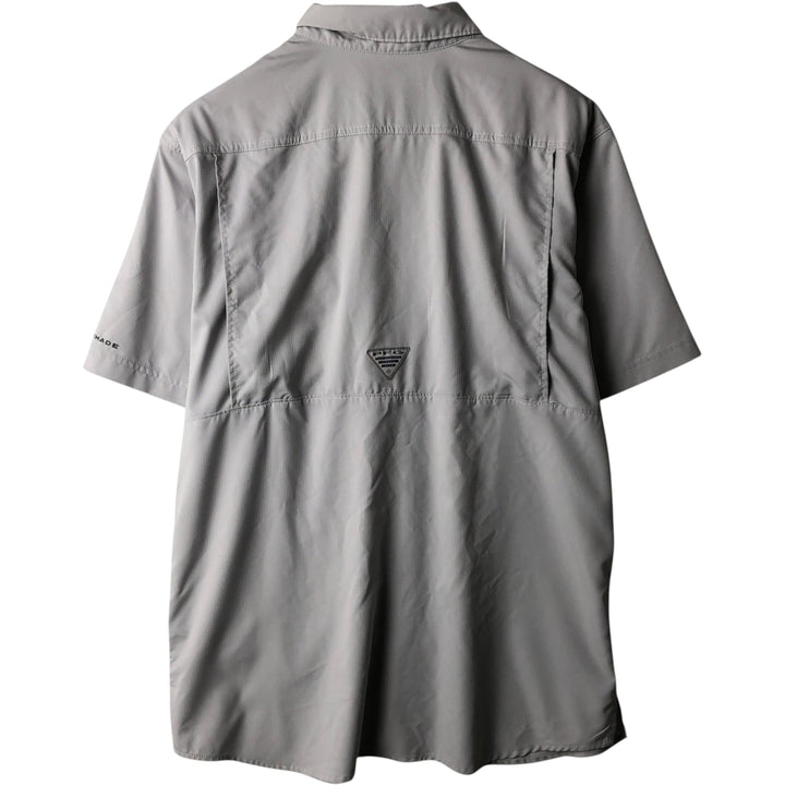 Columbia PFG OMNI-SHADE Omni-Shade Short-Sleeve Fishing Shirt with Hidden Button-Down, Men's Size M (approx.) polyester gray type Vintage Second Hand