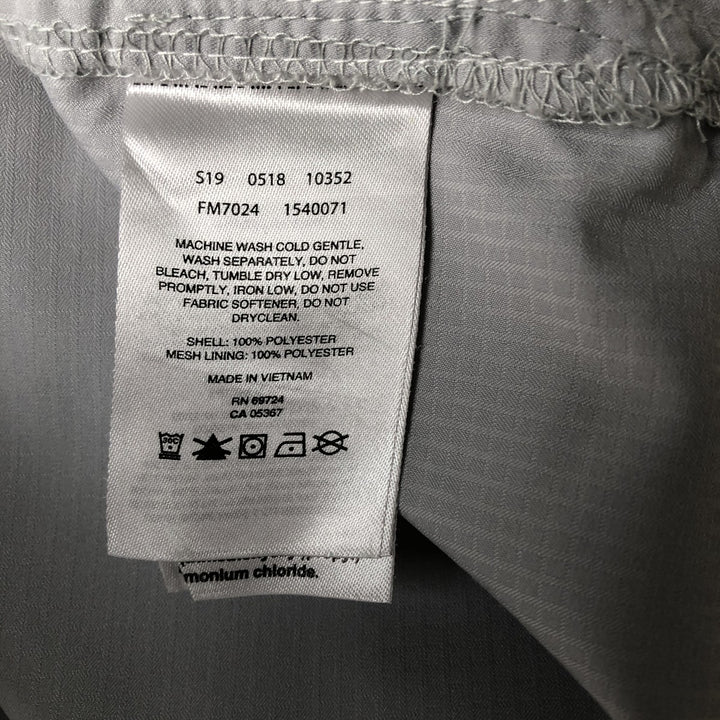 Columbia PFG OMNI-SHADE Omni-Shade Short-Sleeve Fishing Shirt with Hidden Button-Down, Men's Size M (approx.) polyester gray type Vintage Second Hand