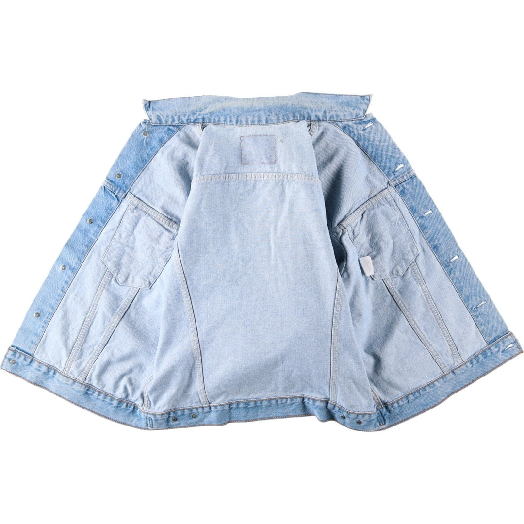 Levi's denim jacket, made in Canada, men's size M equivalent, vintage. unclear blue type Vintage Second Hand