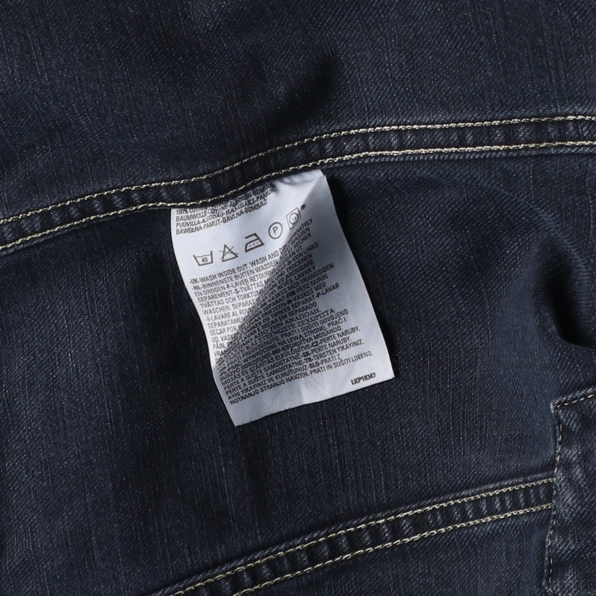2000'S Levi's 70500-0469 Euro Model Denim Jacket (Men's Size L) cotton blue type Vintage Second Hand