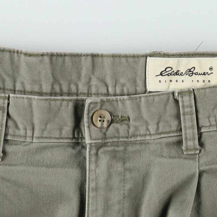 Eddie Bauer CLASSIC FIT Two-Pleat Chino Pants, Men's W33 (approx.) cotton Khaki type sage green Vintage Second Hand