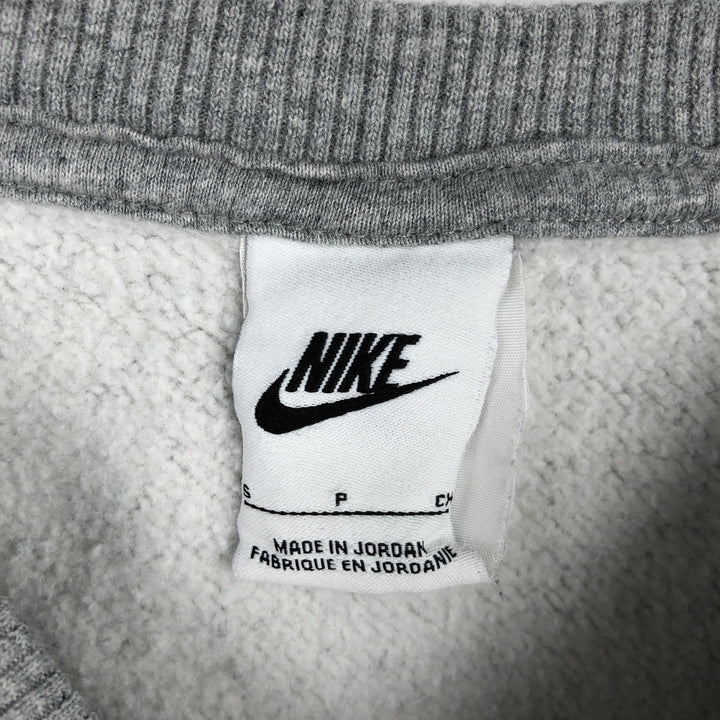 Nike Center Logo One-Point Logo Sweatshirt, Men's Size Small cotton gray type Vintage Second Hand