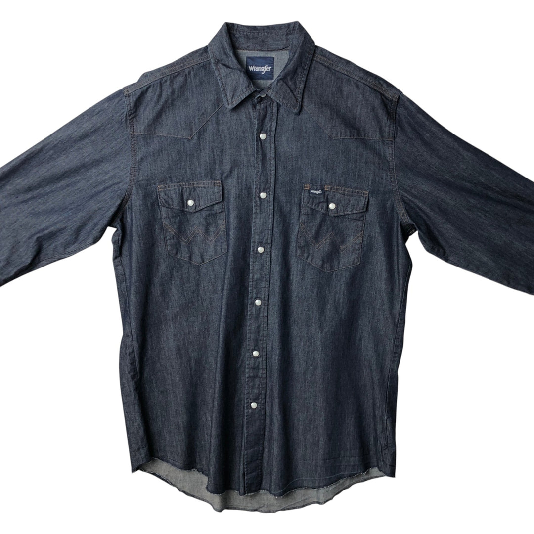 Dark navy Wrangler long-sleeved denim western shirt, men's size XL. cotton navy blue type Vintage Second Hand