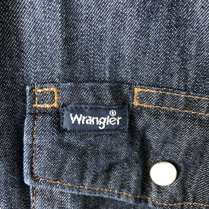 Dark navy Wrangler long-sleeved denim western shirt, men's size XL. cotton navy blue type Vintage Second Hand