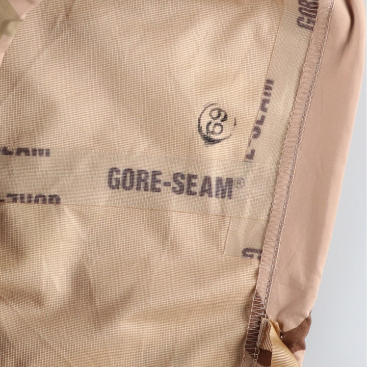 Genuine US military issue, 2000'S camouflage pattern 3C desert camo military Gore-Tex pants, made in USA, medium-long, men's size W36 equivalent. Nylon Khaki type brown Vintage Second Hand