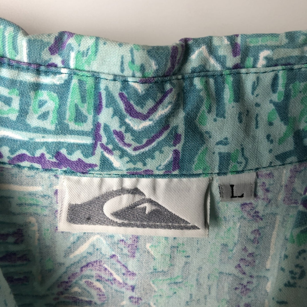 QUIKSILVER All-over print button-down Hawaiian Aloha shirt, boxy style, men's size L. cotton Emerald green Vintage Second Hand