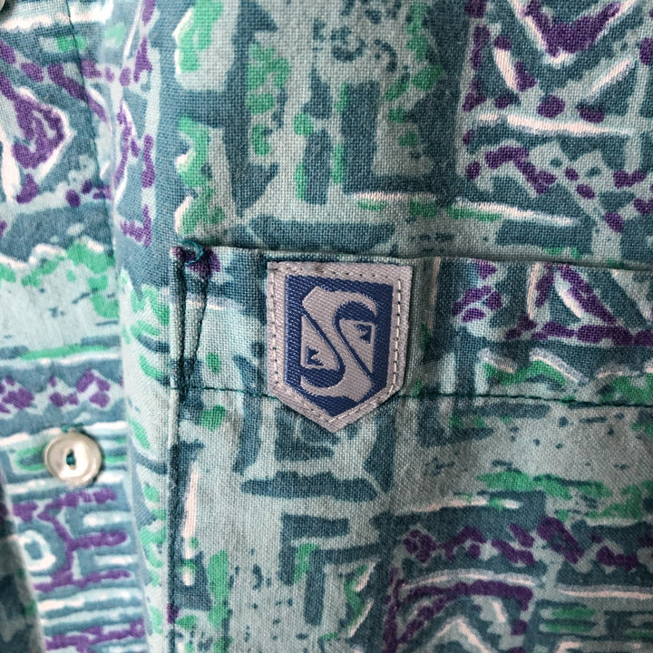 QUIKSILVER All-over print button-down Hawaiian Aloha shirt, boxy style, men's size L. cotton Emerald green Vintage Second Hand