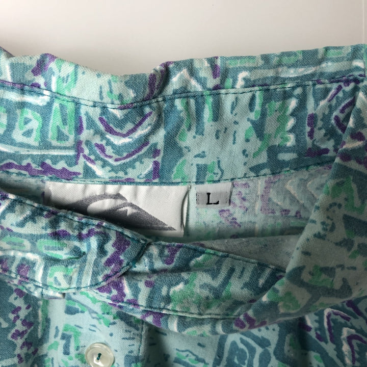 QUIKSILVER All-over print button-down Hawaiian Aloha shirt, boxy style, men's size L. cotton Emerald green Vintage Second Hand