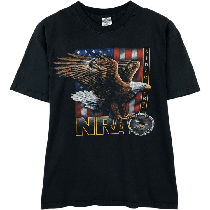 2000'S Gildan Ultra Cotton NRA (National Rifle Association) Eagle Pattern/Stars and Stripes Print T-Shirt, Men's Size M (approx.) cotton black type Vintage Second Hand
