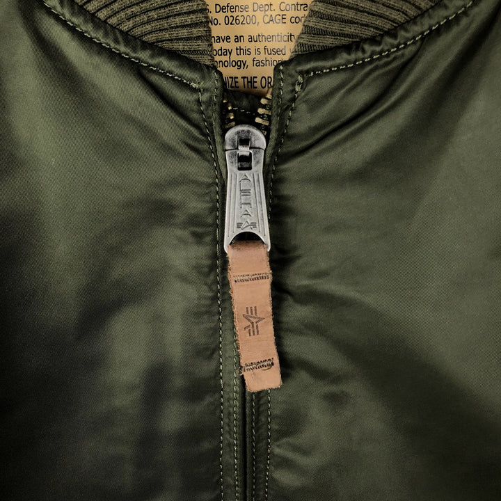 Civilian Alpha ALPHA padded military flight jacket, men's size L Nylon Khaki type Vintage Second Hand