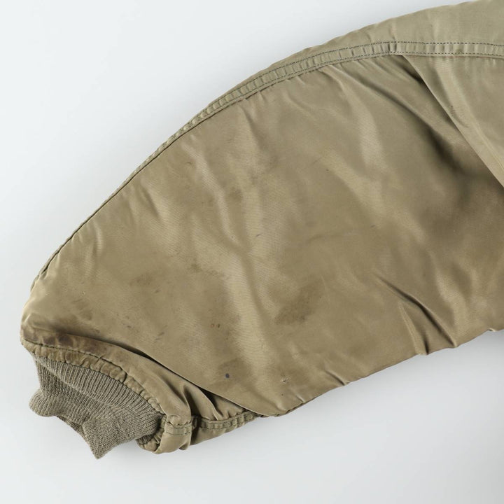 Alpha MA-1 style padded military flight jacket, made in the USA, men's size XL Nylon Khaki type Vintage Second Hand