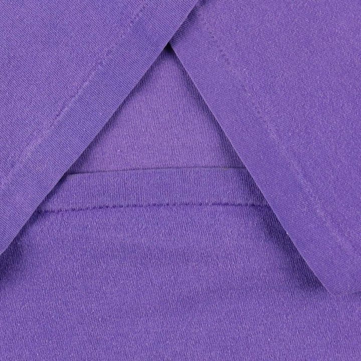 90'S IZOD Print T-Shirt, Made in USA, Men's Size M (Equivalent), Vintage cotton purple type Vintage Second Hand