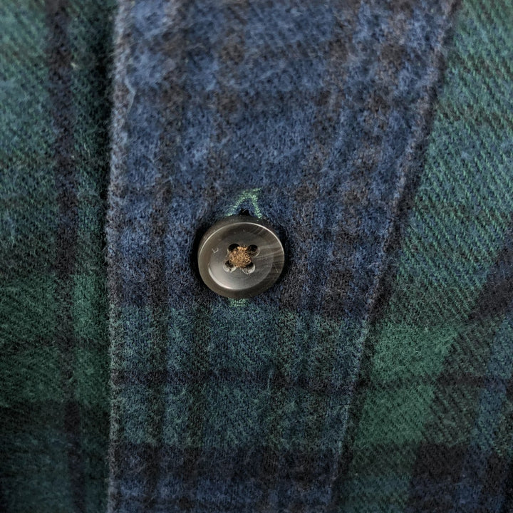 L.L.Bean SLIGHTLY FITTED Blackwatch Check Long Sleeve Button-Down Flannel Check Shirt (Men's Size M) cotton navy blue type Vintage Second Hand