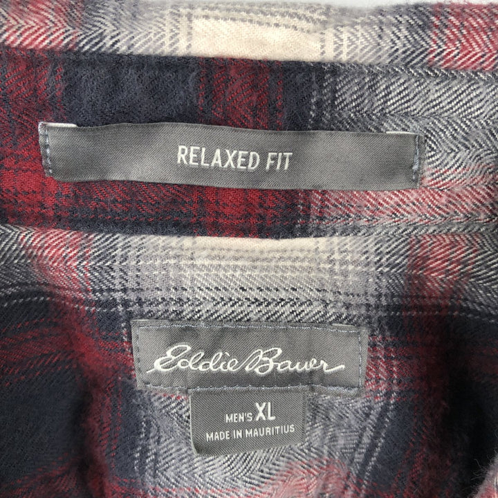 Eddie Bauer Relaxed Fit Ombre Check Long Sleeve Button-Down Light Flannel Check Shirt, Men's Size XL (approx.) cotton red type Vintage Second Hand