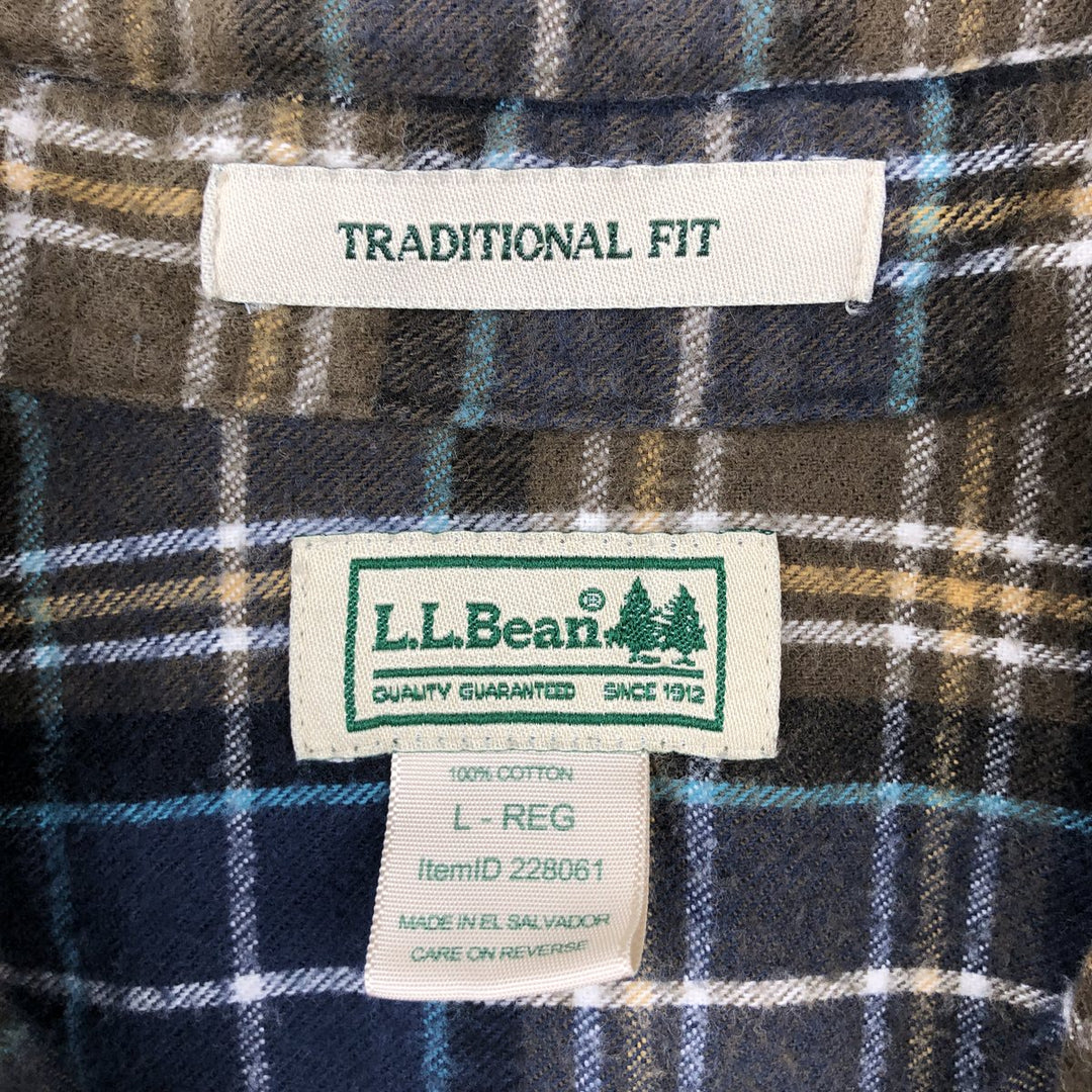 LLBean Traditional Fit Long Sleeve Button-Down Flannel Check Shirt, Men's Size L cotton navy blue type Vintage Second Hand