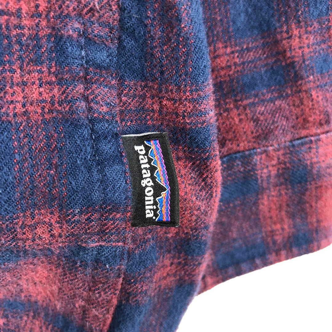 Patagonia Organic Cotton 42400FA22 Box Shirt, Long Sleeve, Flannel Check Shirt, Men's Size L (approx.) Organic cotton red type Vintage Second Hand
