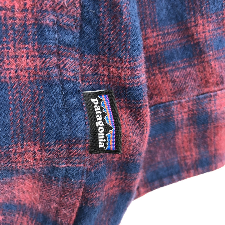 Patagonia Organic Cotton 42400FA22 Box Shirt, Long Sleeve, Flannel Check Shirt, Men's Size L (approx.) Organic cotton red type Vintage Second Hand