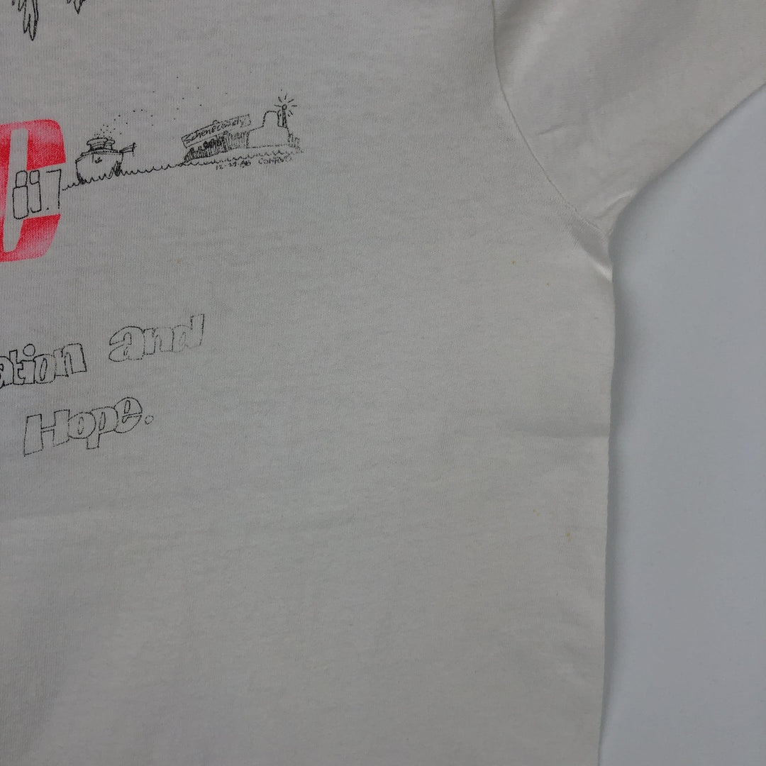 90'S Fruit of the Loom WRUC 89.7 FM Radio Free Union College T-shirt, Made in USA, Men's Size L (approx.) cotton white type Vintage Second Hand