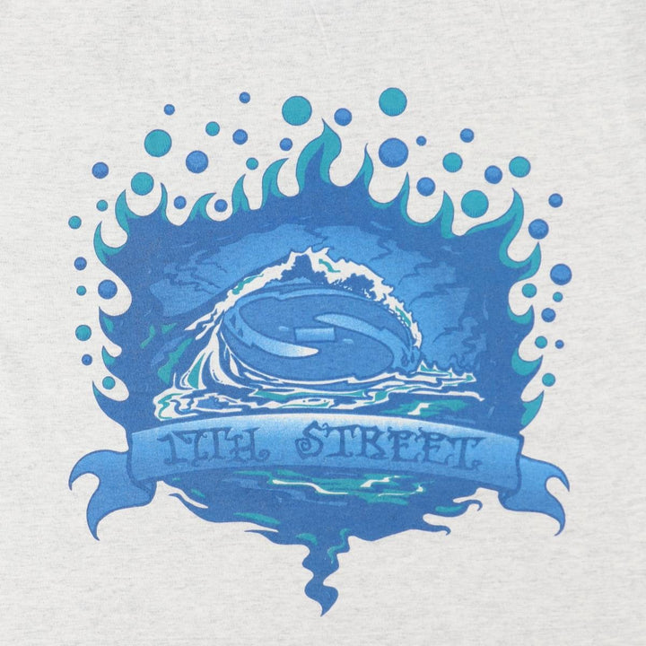 90'S SOF TEE 17th Street Surf Shop Surf Print T-Shirt, Made in USA, Men's Size L (Equivalent), Vintage cotton gray type Vintage Second Hand