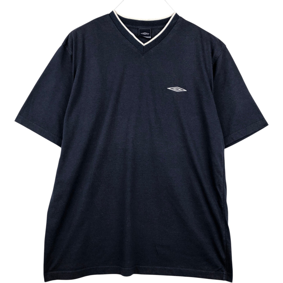 Umbro V-neck logo T-shirt, men's size XL. polyester navy blue type Vintage Second Hand
