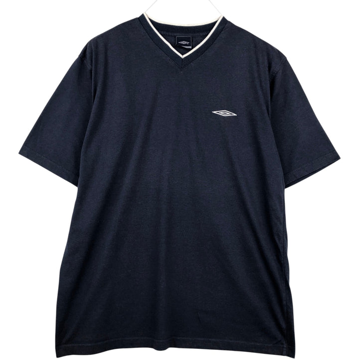 Umbro V-neck logo T-shirt, men's size XL. polyester navy blue type Vintage Second Hand