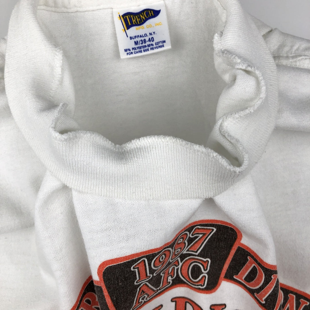 80'S Trench NFL Cleveland Browns sports print T-shirt, Made in USA, Men's size M equivalent, Vintage polyester white type Vintage Second Hand