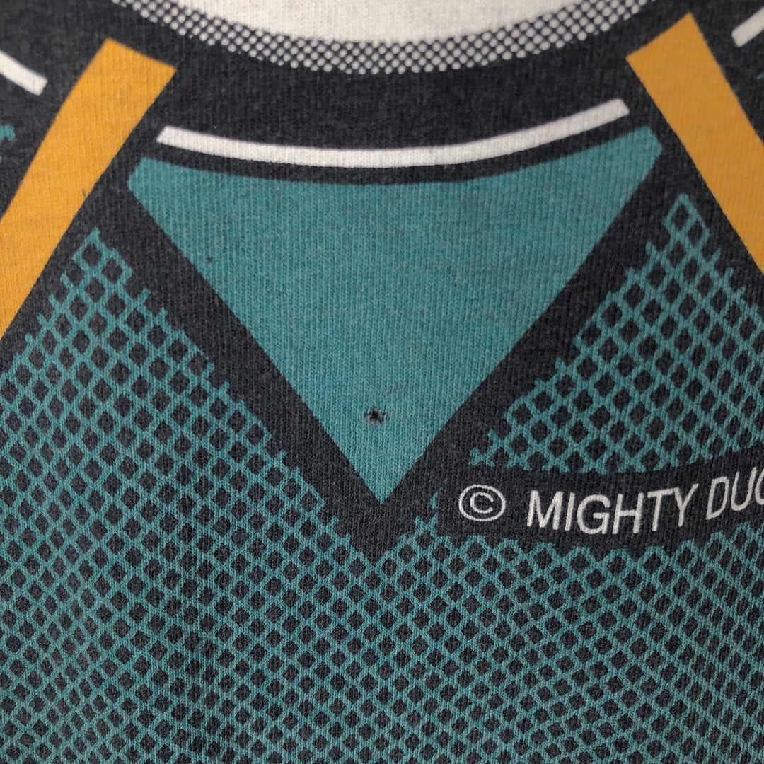 90'S NUTMEG NHL Anaheim Mighty Daks All-Over Print Sports Print T-Shirt, Made in England, Men's Size M (approx.) cotton black type Vintage Second Hand