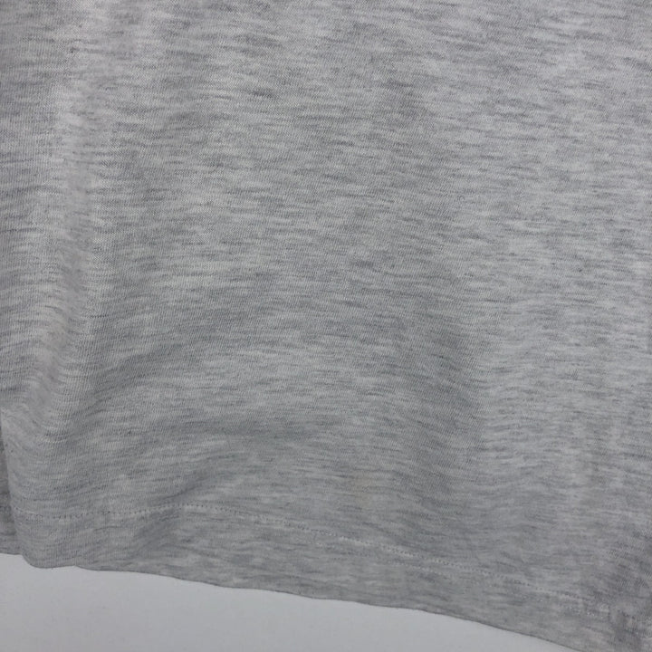Umbro V-neck T-shirt with one-point logo, men's size S (approx.) polyester gray type Vintage Second Hand