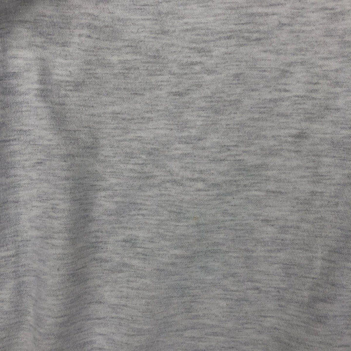 Umbro V-neck T-shirt with one-point logo, men's size S (approx.) polyester gray type Vintage Second Hand