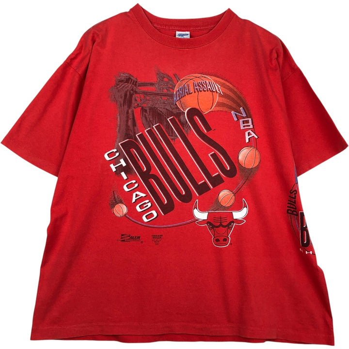 90'S SALEM SPORTSWEAR NBA Chicago Bulls sports print T-shirt, Made in USA, Men's XXL equivalent, Vintage cotton red type Vintage Second Hand