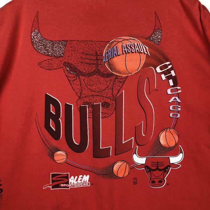 90'S SALEM SPORTSWEAR NBA Chicago Bulls sports print T-shirt, Made in USA, Men's XXL equivalent, Vintage cotton red type Vintage Second Hand