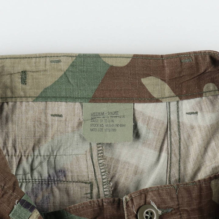 1990'S US Military Issue Camouflage Pattern Woodland Camo Ripstop Military Cargo Pants Combat Pants Made in USA MEDIUM-SHORT Nylon Khaki type Vintage Second Hand