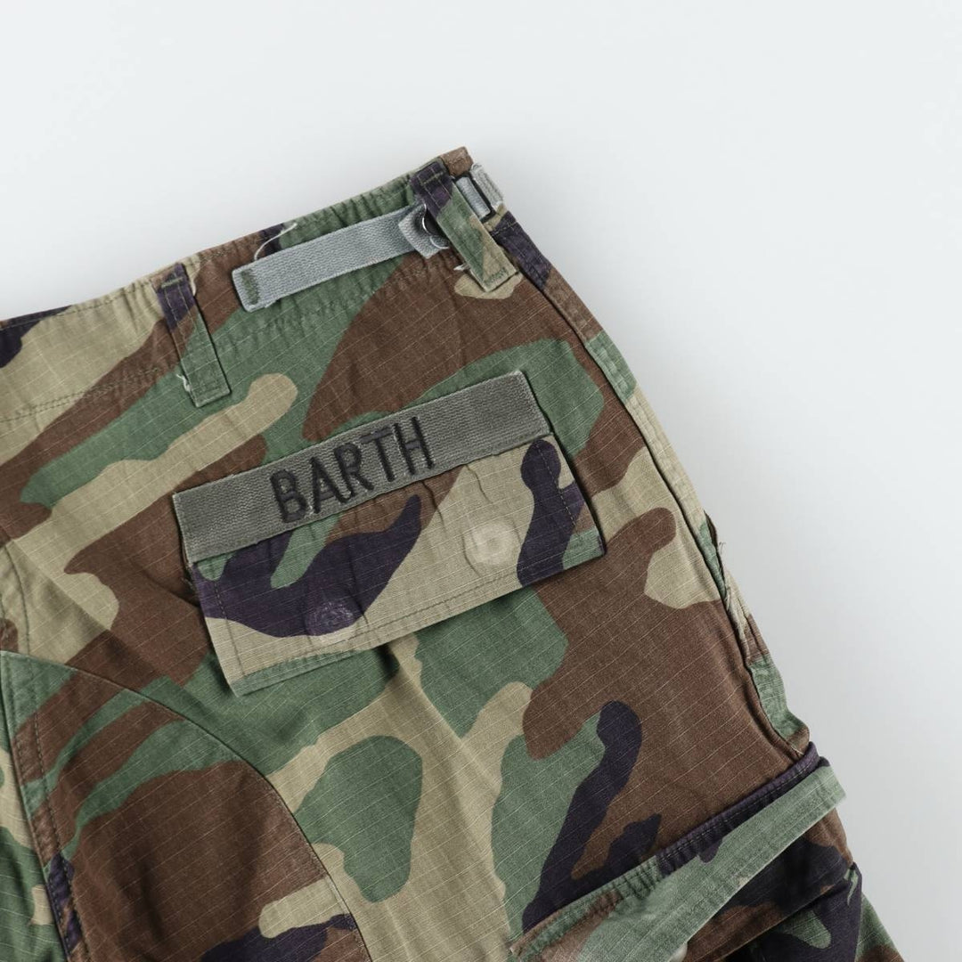 1990'S US Military Issue Camouflage Pattern Woodland Camo Ripstop Military Cargo Pants Combat Pants Made in USA MEDIUM-SHORT Nylon Khaki type Vintage Second Hand