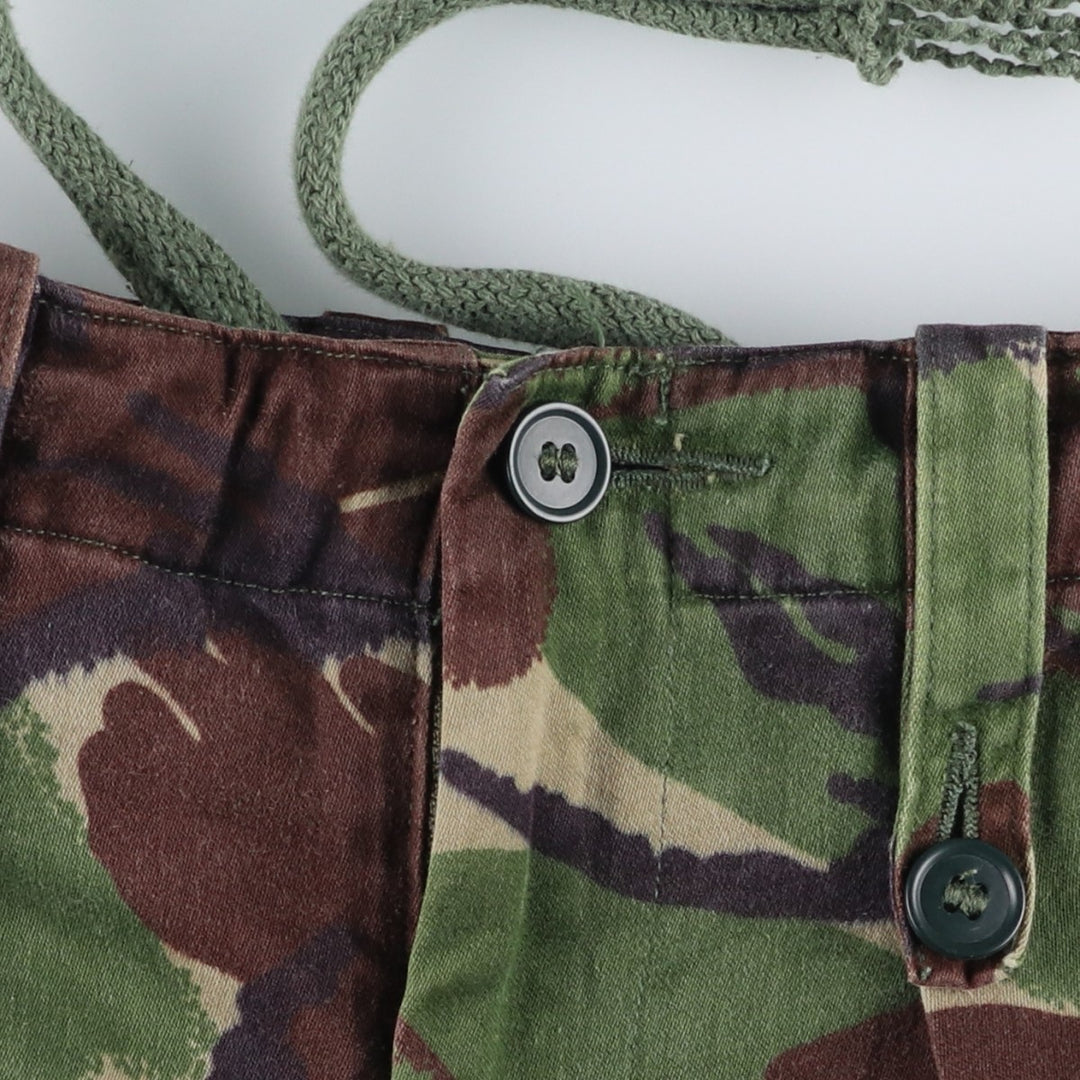 British Army Camouflage Pattern Military Cargo Pants Combat Pants Size 80 unclear Khaki type Vintage Second Hand