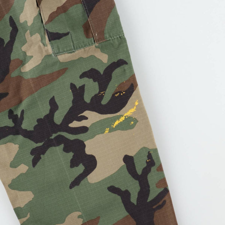 1990'S US Military Issue Camouflage Pattern Woodland Camo Military Cargo Pants Combat Pants Made in USA MEDIUM-REGULAR Nylon Khaki type Vintage Second Hand