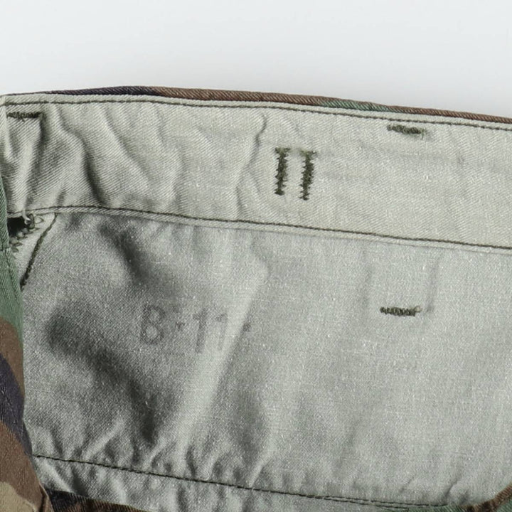 1990'S US Military Issue Camouflage Pattern Woodland Camo Military Cargo Pants Combat Pants Made in USA Men's W30 Equivalent Vintage cotton Khaki type Vintage Second Hand