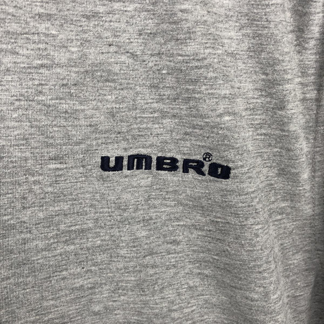Umbro V-neck logo T-shirt, men's size S (approx.) unclear gray type Vintage Second Hand