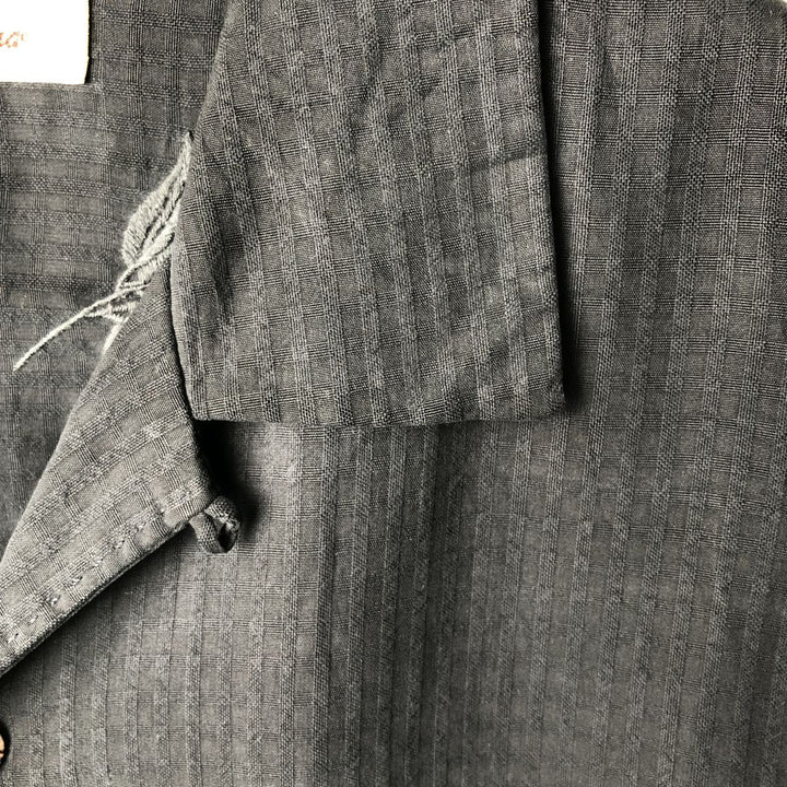 Tommy Bahama Check Pattern Short-Sleeve Open Collar Silk Shirt, Boxy Shirt, Men's Size M (approx.) silk black type Vintage Second Hand